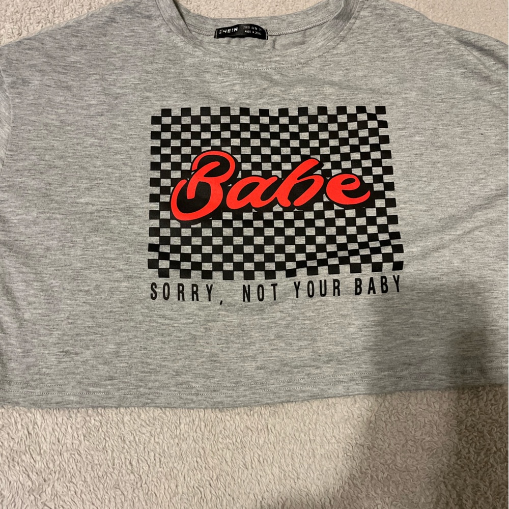 Babe cropped t-shirt